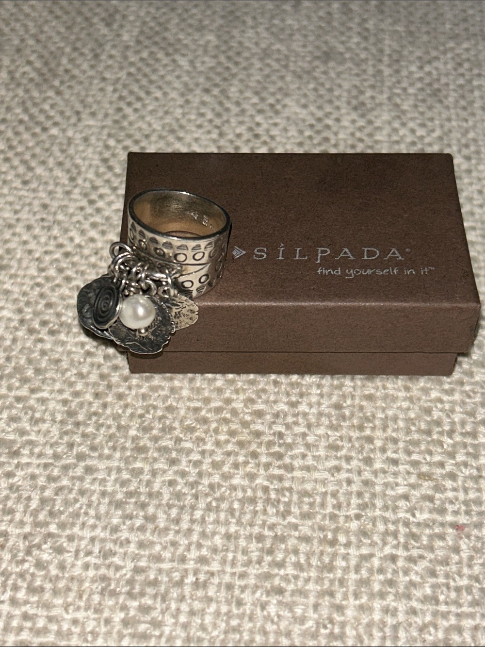 Silpada Sterling Silver Cha Cha Textured Charm Ring with Pearl RETIRED